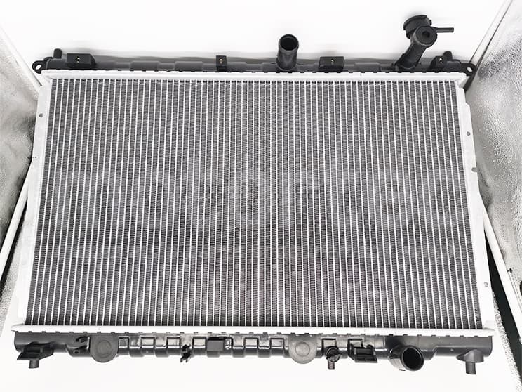 Caisse à eau, radiateur